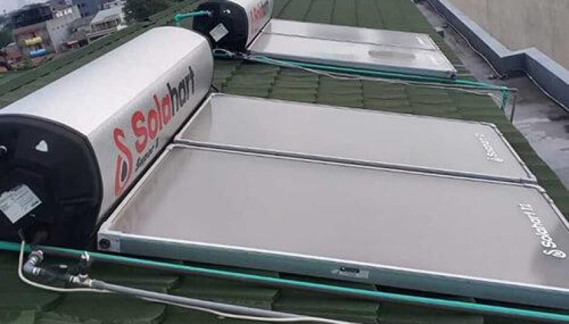 Cara memilih water heater untuk hotel beserta panduan ukuran liter yang tepat. Tips hemat energi dengan solar water heater untuk operasional hotel.