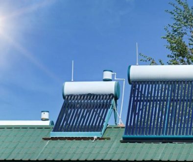 Apakah Solahart pionir water heater tenaga surya dunia? Sejarah 1953 dari Australia dan kontribusinya dalam solar water heater secara global.